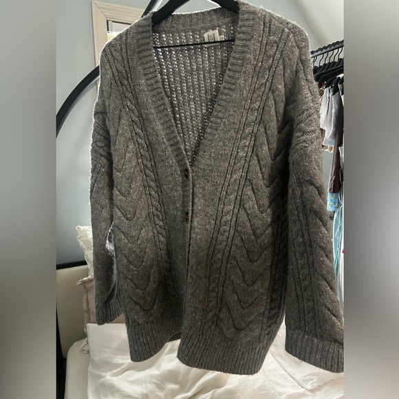 Revolve: Helsa ‘Serena’ Cable Knit Sweater Cardigan, Size: S - Picture 8 of 9